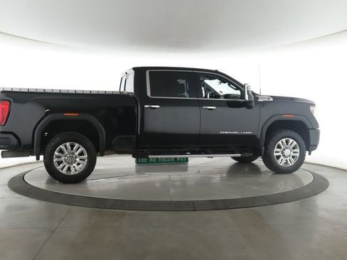 Used 2022 GMC Sierra 2500 Denali AWD/4WD image 6