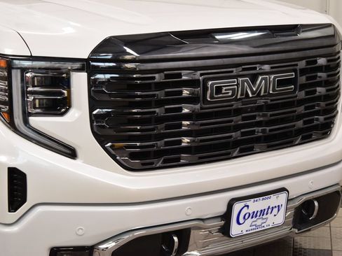 Used 2024 GMC Sierra 1500 Denali Ultimate AWD/4WD image 13