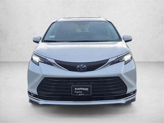 Used 2023 Toyota Sienna XLE video 2
