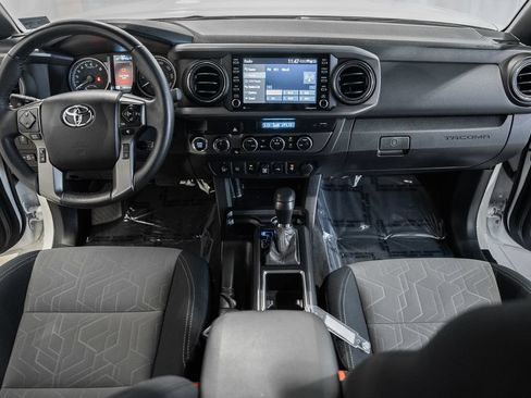 Used 2023 Toyota Tacoma TRD Sport w/ Technology Package AWD/4WD image 22