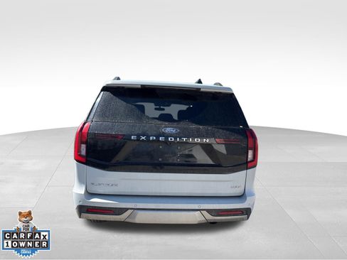 Used 2025 Ford Expedition Max Platinum image 4