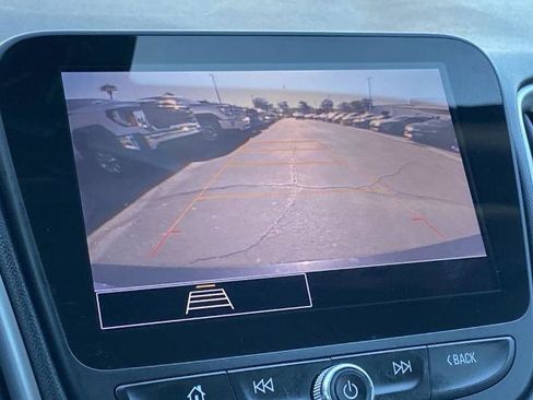 Used 2022 Chevrolet Malibu LT image 10