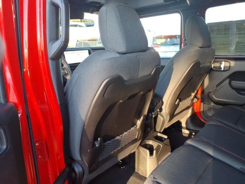 Used 2026 Jeep Wrangler Unlimited Rubicon image 15