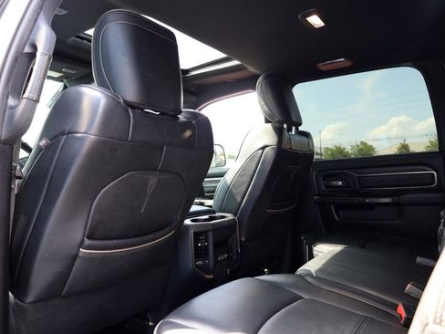 Used 2019 RAM 2500 Limited AWD/4WD image 18