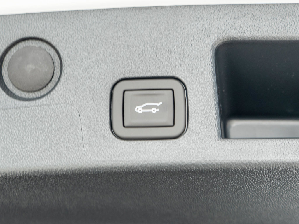 New 2027 GMC Terrain AT4 w/ Convenience Package III AWD/4WD image 31