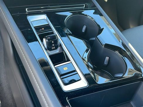 New 2026 Volkswagen Atlas Cross Sport SE image 21