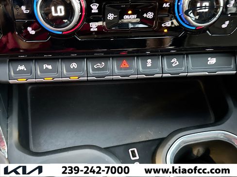 Used 2022 GMC Sierra 1500 Denali w/ Technology Package image 29