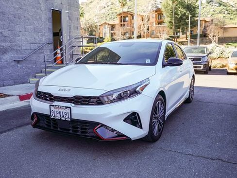 Certified 2024 Kia Forte GT-Line FWD image 7