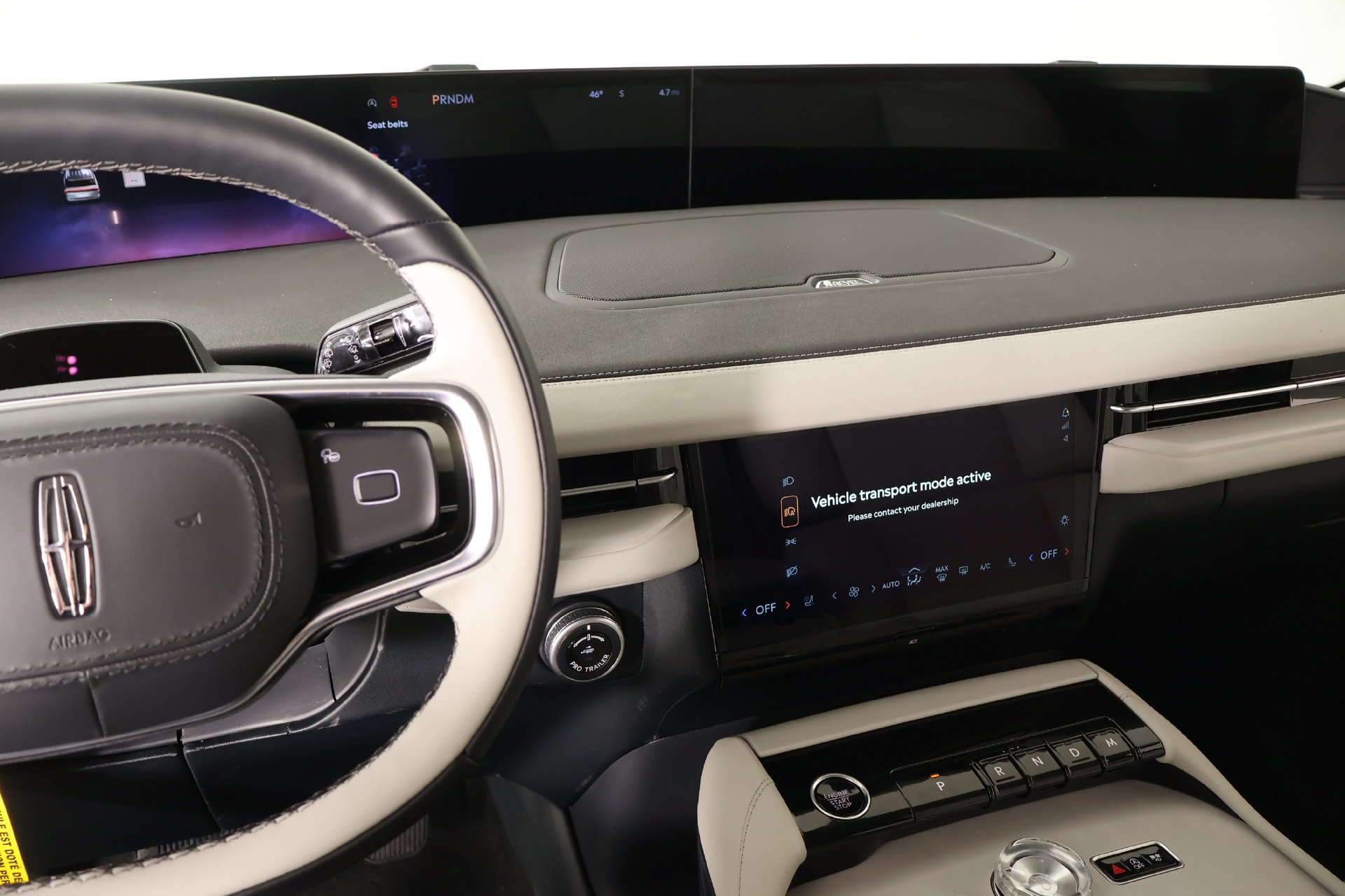 New 2026 Lincoln Navigator Premiere AWD/4WD image 5