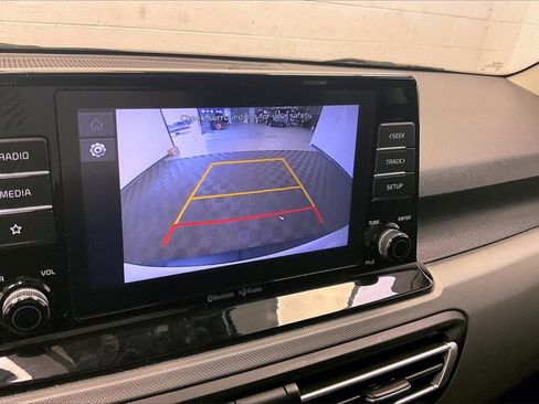 Used 2023 Kia Seltos LX image 20
