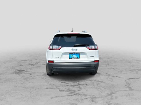 Used 2019 Jeep Cherokee Latitude Plus AWD/4WD image 7
