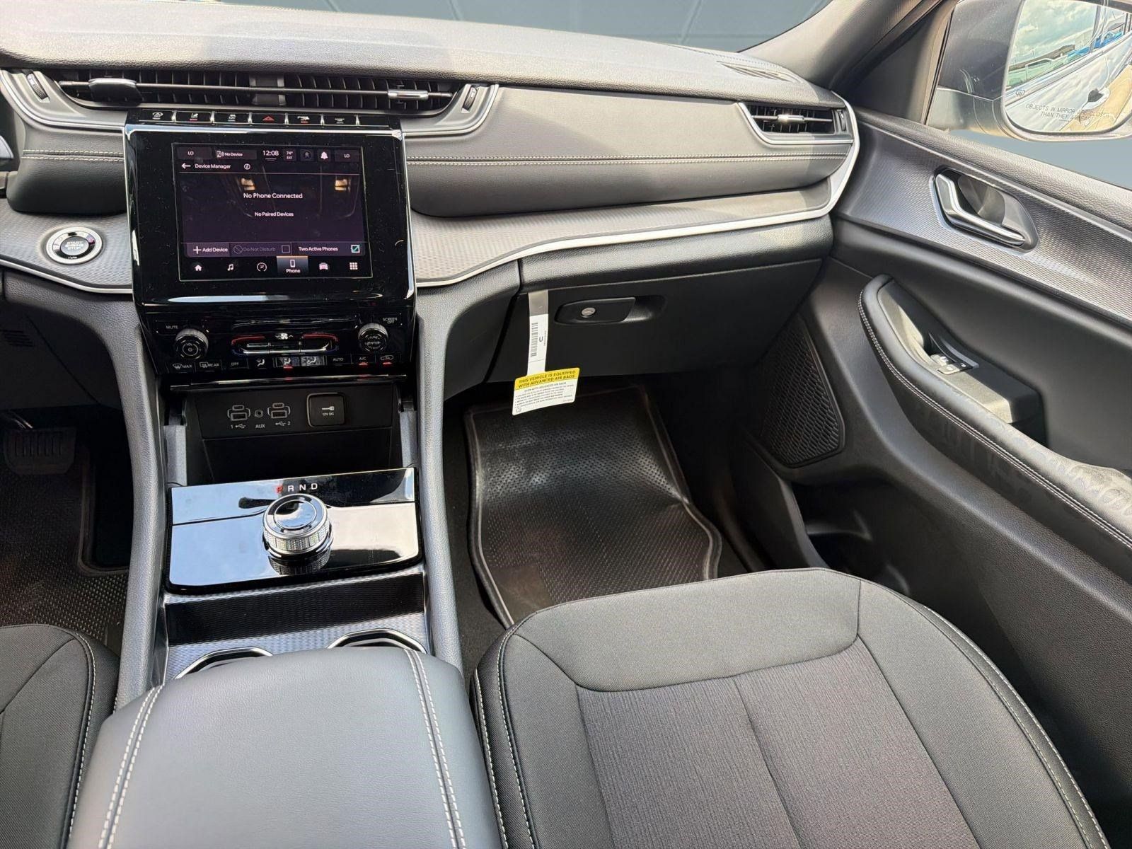New 2026 Jeep Grand Cherokee Laredo RWD image 27