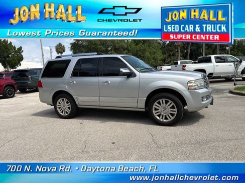 Used 2013 Lincoln Navigator 2WD w/ HD Trailer Tow Pkg image 15