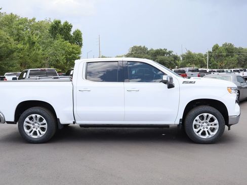 Certified 2023 Chevrolet Silverado 1500 LTZ w/ LTZ Premium Package AWD/4WD image 10