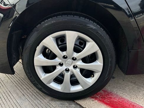 Used 2025 Toyota Corolla LE image 9