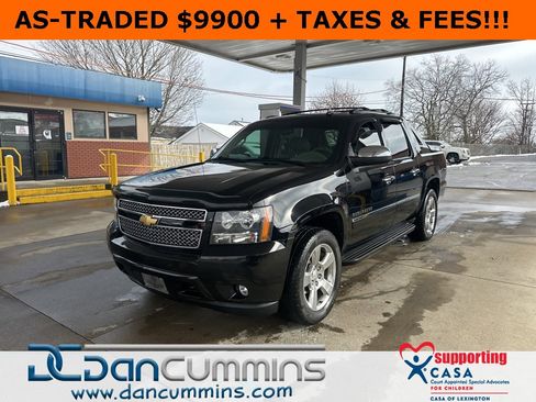 Used 2013 Chevrolet Avalanche LTZ image 1