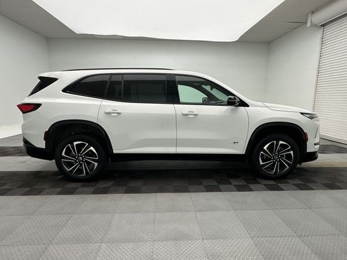 Certified 2026 Buick Enclave Sport Touring AWD/4WD image 8