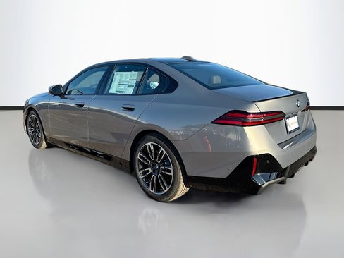 New 2026 BMW 530i w/ Executive Package image 5