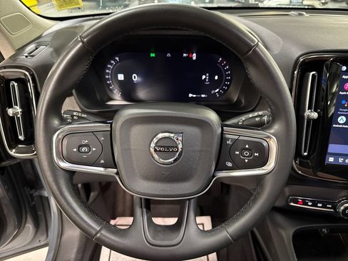 Certified 2023 Volvo XC40 B5 Plus w/ Driver Assist Package AWD/4WD image 11