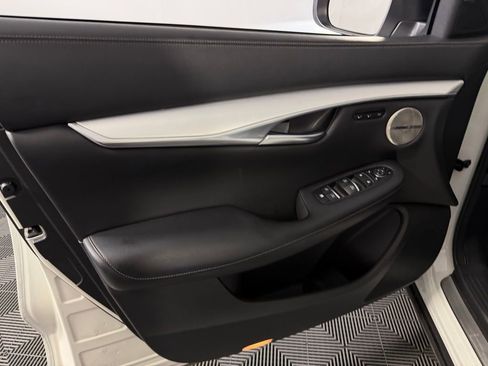 Used 2022 INFINITI QX50 Essential image 26