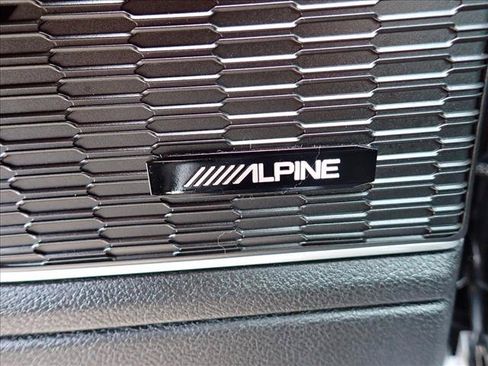 Used 2023 Jeep Grand Cherokee 4WD 4xe image 16