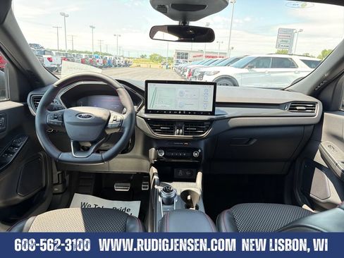 Used 2024 Ford Escape ST-Line w/ Tech Pack #1 AWD/4WD image 12