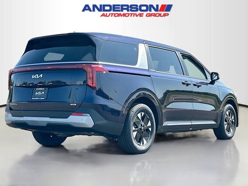New 2026 Kia Carnival LXS image 2
