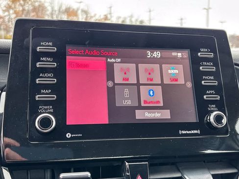 Used 2022 Toyota Camry LE image 22