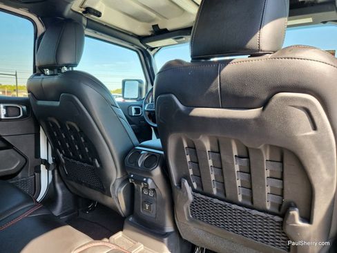 Used 2022 Jeep Wrangler Unlimited Rubicon w/ Xtreme Recon 35" Tire Package image 45