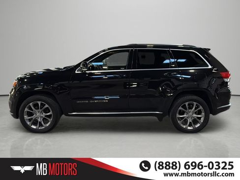 Used 2019 Jeep Grand Cherokee Summit AWD/4WD image 2