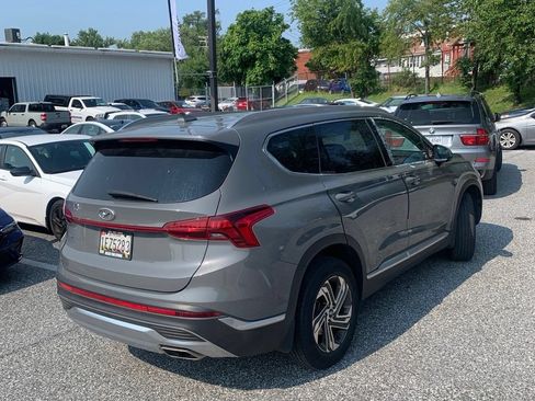 Used 2022 Hyundai Santa Fe SEL FWD image 8