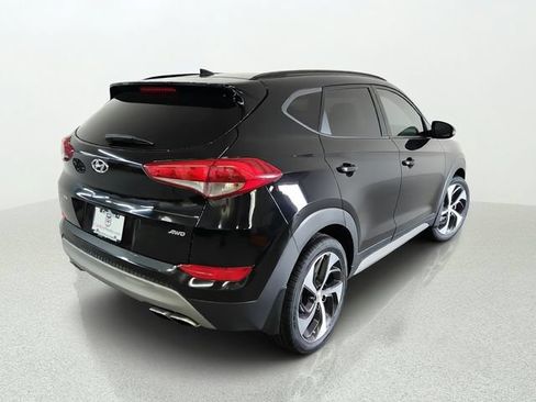 Used 2017 Hyundai Tucson Value AWD/4WD image 4