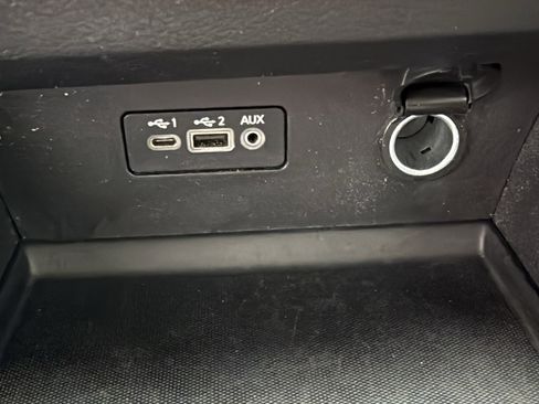 Certified 2021 Nissan Altima 2.5 SR w/ SR Premium Package FWD image 16