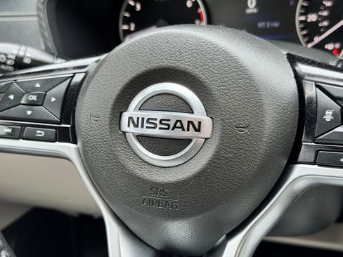 Used 2019 Nissan Altima 2.5 SV FWD image 30