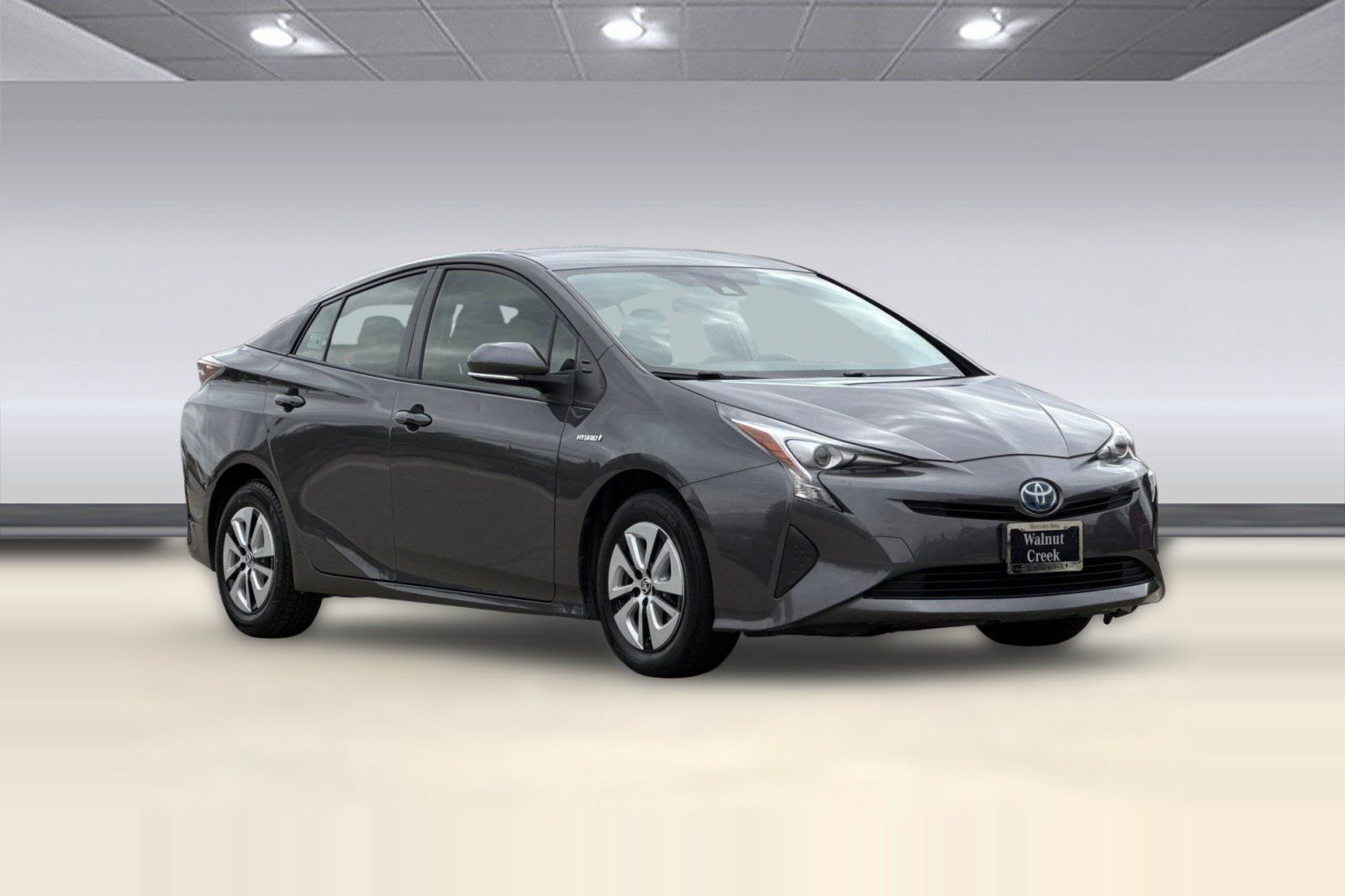 Used 2018 Toyota Prius One FWD image 7