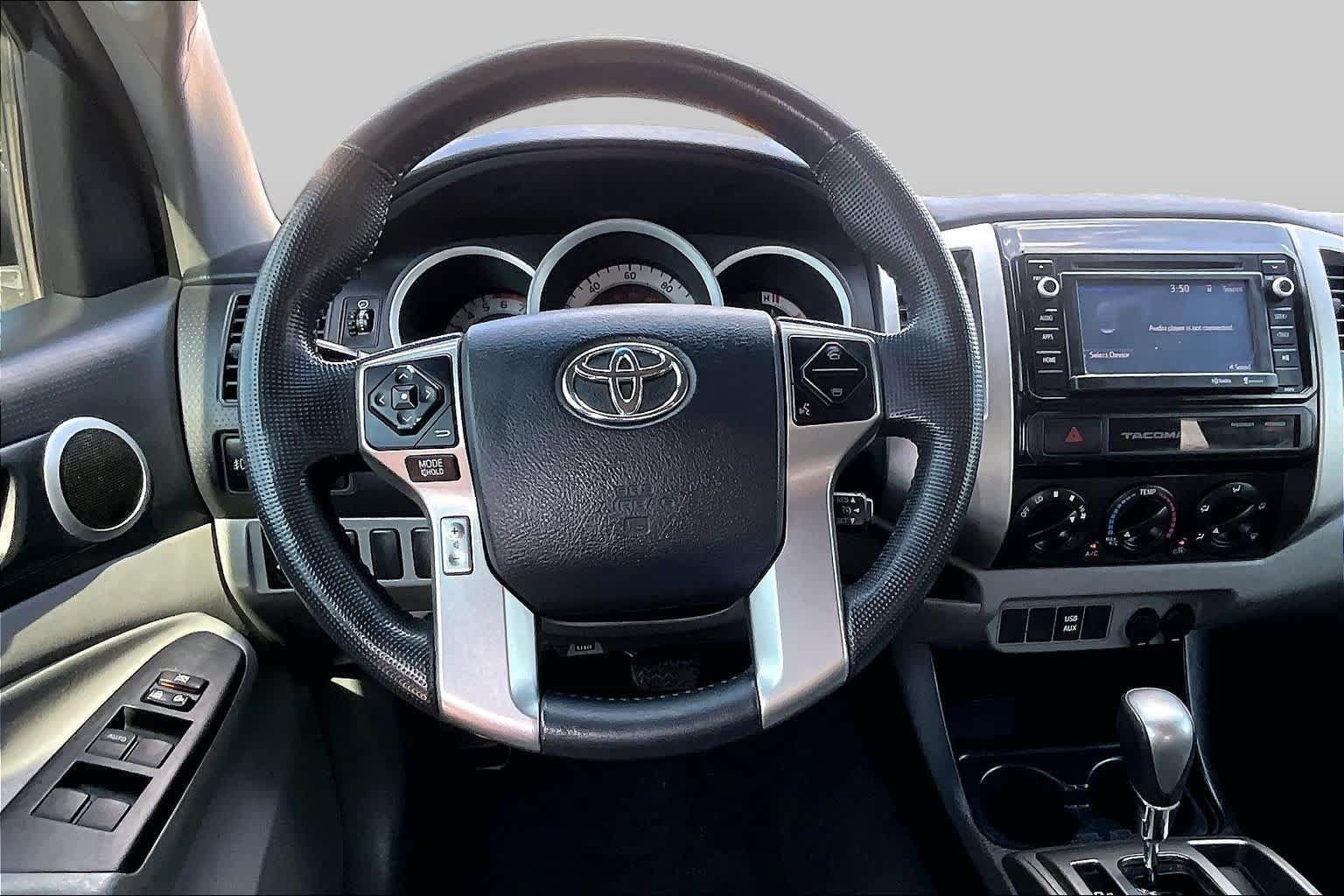 Used 2015 Toyota Tacoma PreRunner w/ SR5 Package RWD image 6