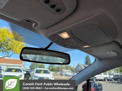 Used 2016 Ford Fusion Titanium FWD image 18