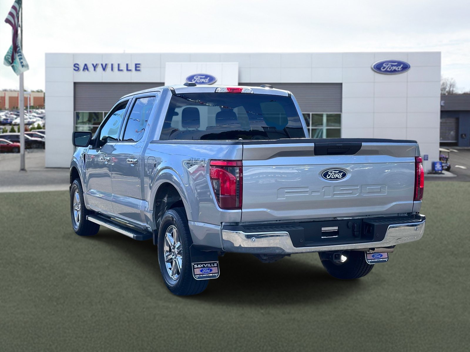 Used 2025 Ford F150 XLT w/ Equipment Group 301A Standard AWD/4WD image 4