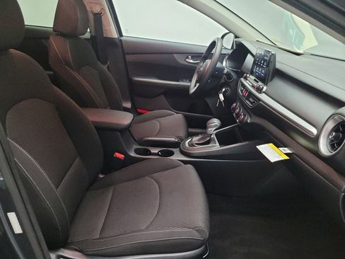 Used 2020 Kia Forte Sedan FWD image 21