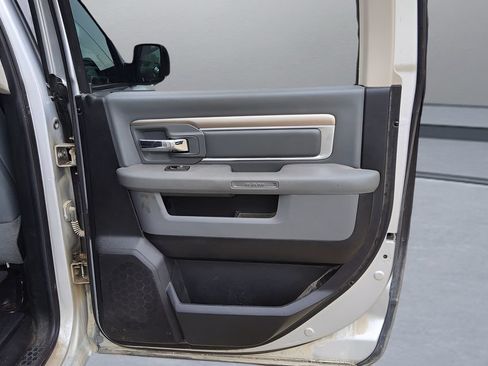 Used 2016 RAM 1500 Big Horn AWD/4WD image 23