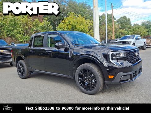 New 2025 Ford Maverick Lariat w/ Black Appearance Package image 1