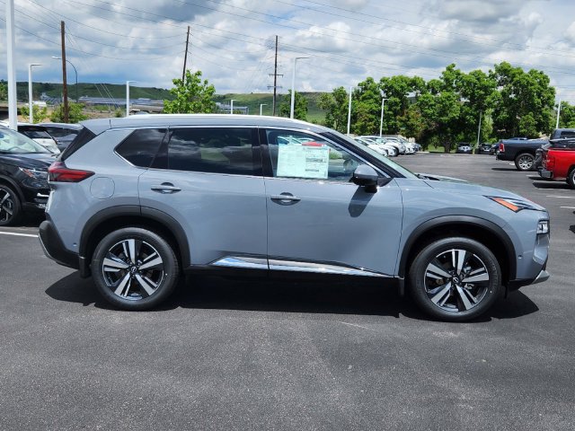 Used 2023 Nissan Rogue Platinum w/ Platinum Premium Package AWD/4WD image 2