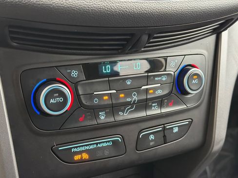 Used 2018 Ford Escape SE w/ SE Sync 3 Package image 26