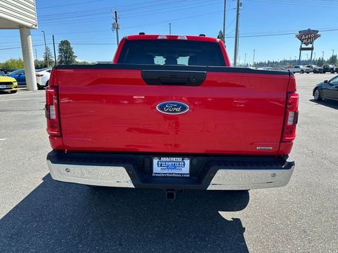 Used 2023 Ford F150 XLT w/ Trailer Tow Package image 4