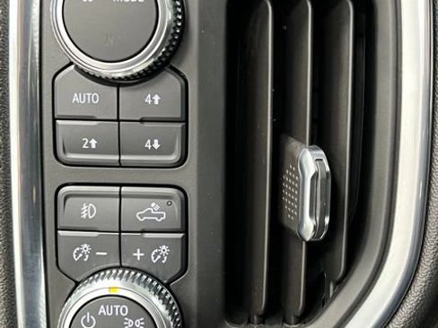Used 2021 Chevrolet Silverado 1500 RST w/ Z71 Off-Road Package AWD/4WD image 29