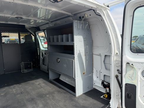 Used 2014 Ford E-150 and Econoline 150 w/ Power Group RWD image 11