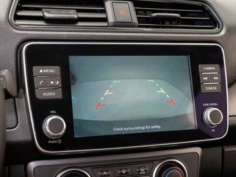 Used 2025 Nissan Leaf S FWD image 16