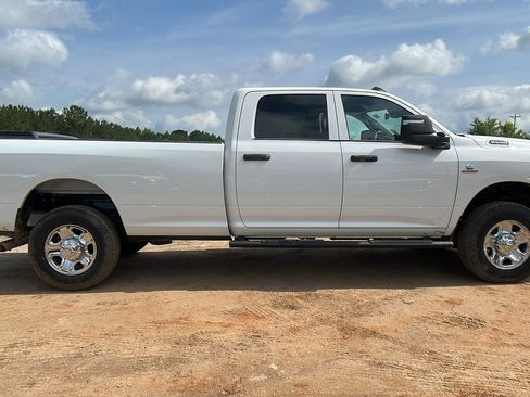 New 2025 RAM 2500 Tradesman image 7