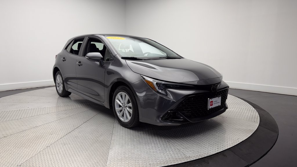 Certified 2025 Toyota Corolla SE FWD image 39