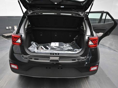 New 2026 Hyundai Venue SEL FWD image 13